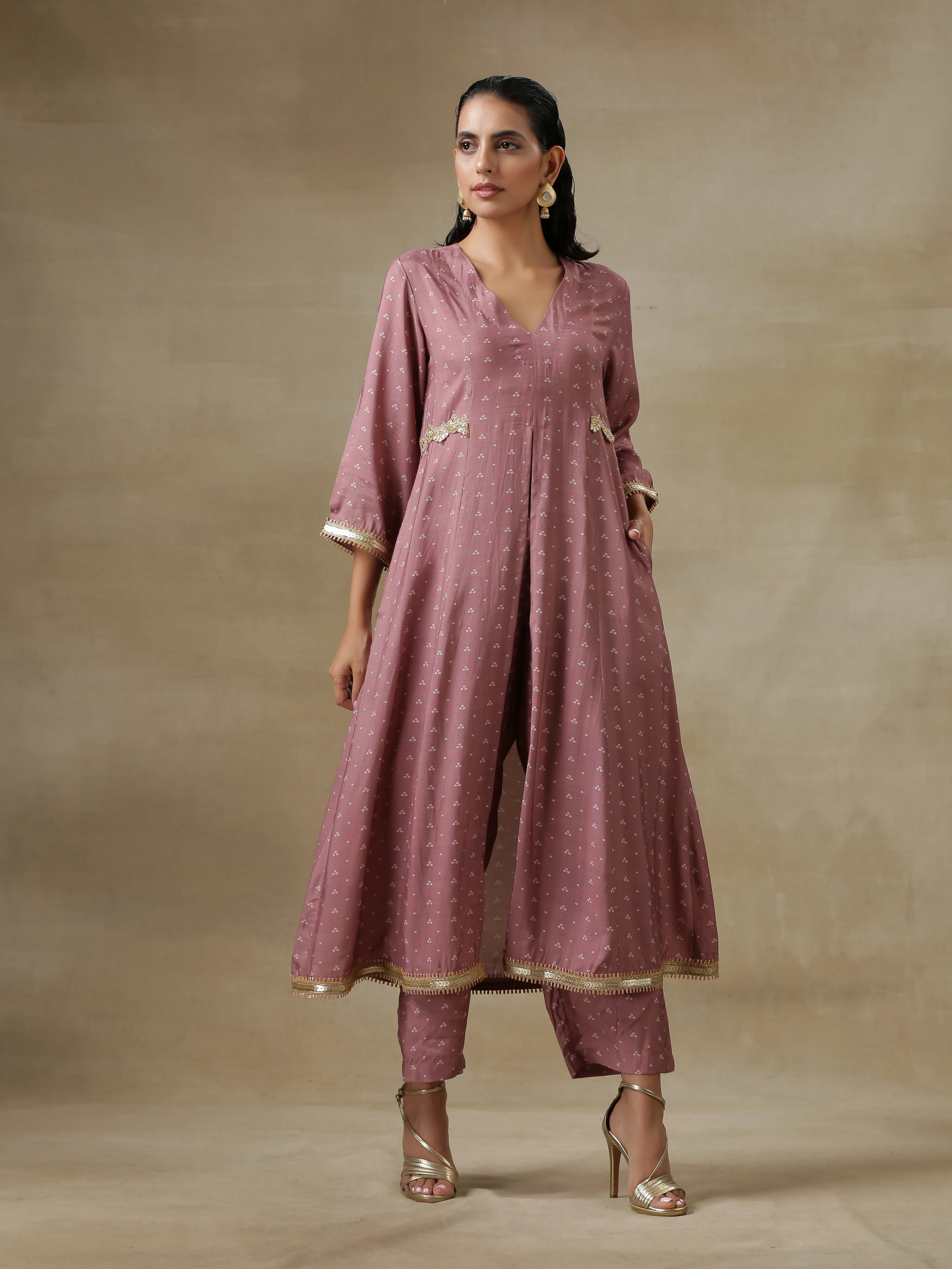 Dark Mauve Bandhani Printed Silk Front Slit Kurta Pant Set