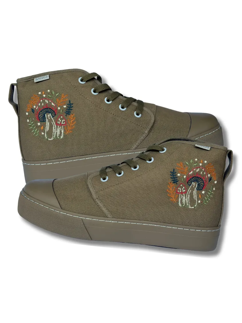 Magical Mushrooms Platform High Top | Men's 8 = Women's 9.5