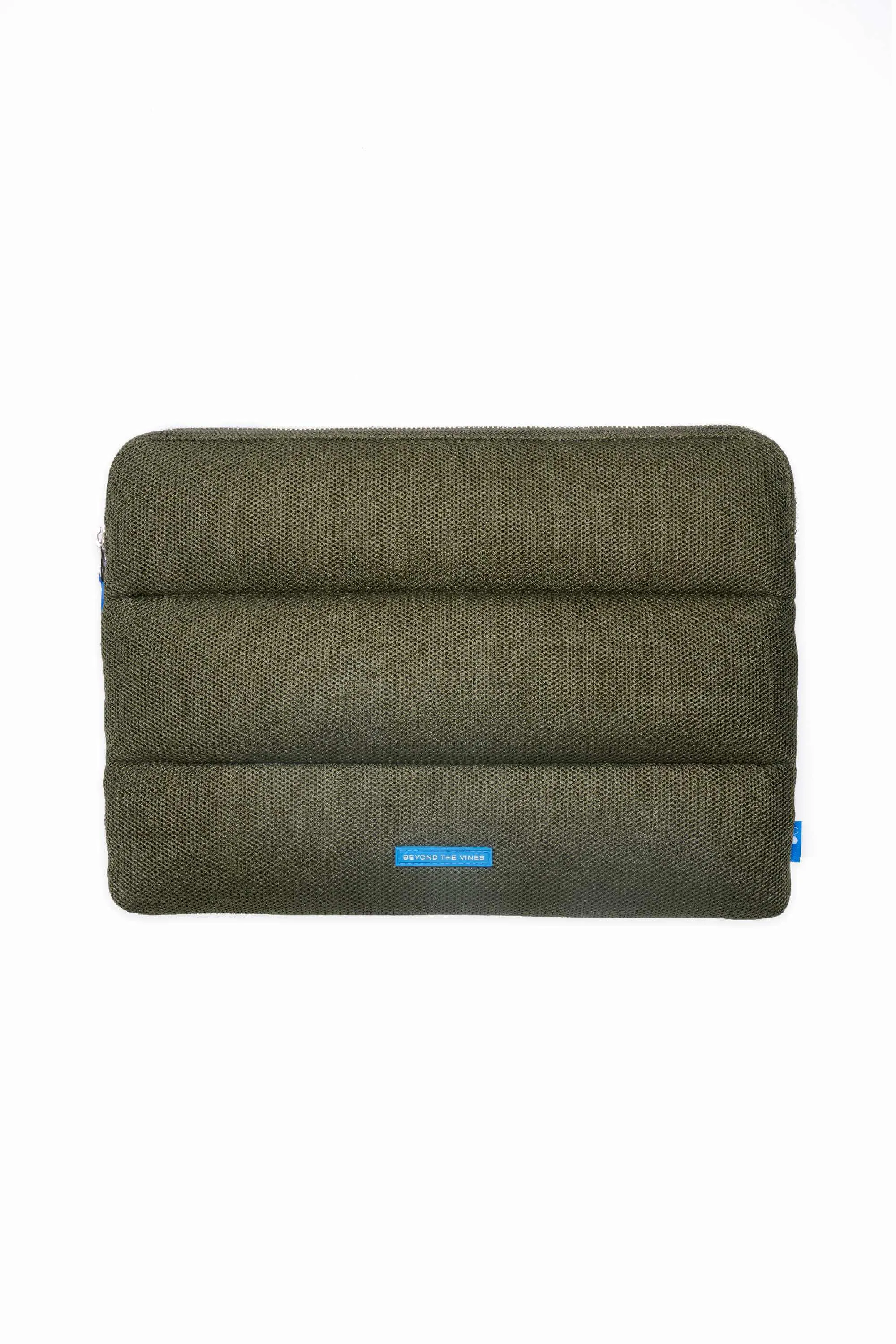 Mesh Poofy Laptop Sleeve