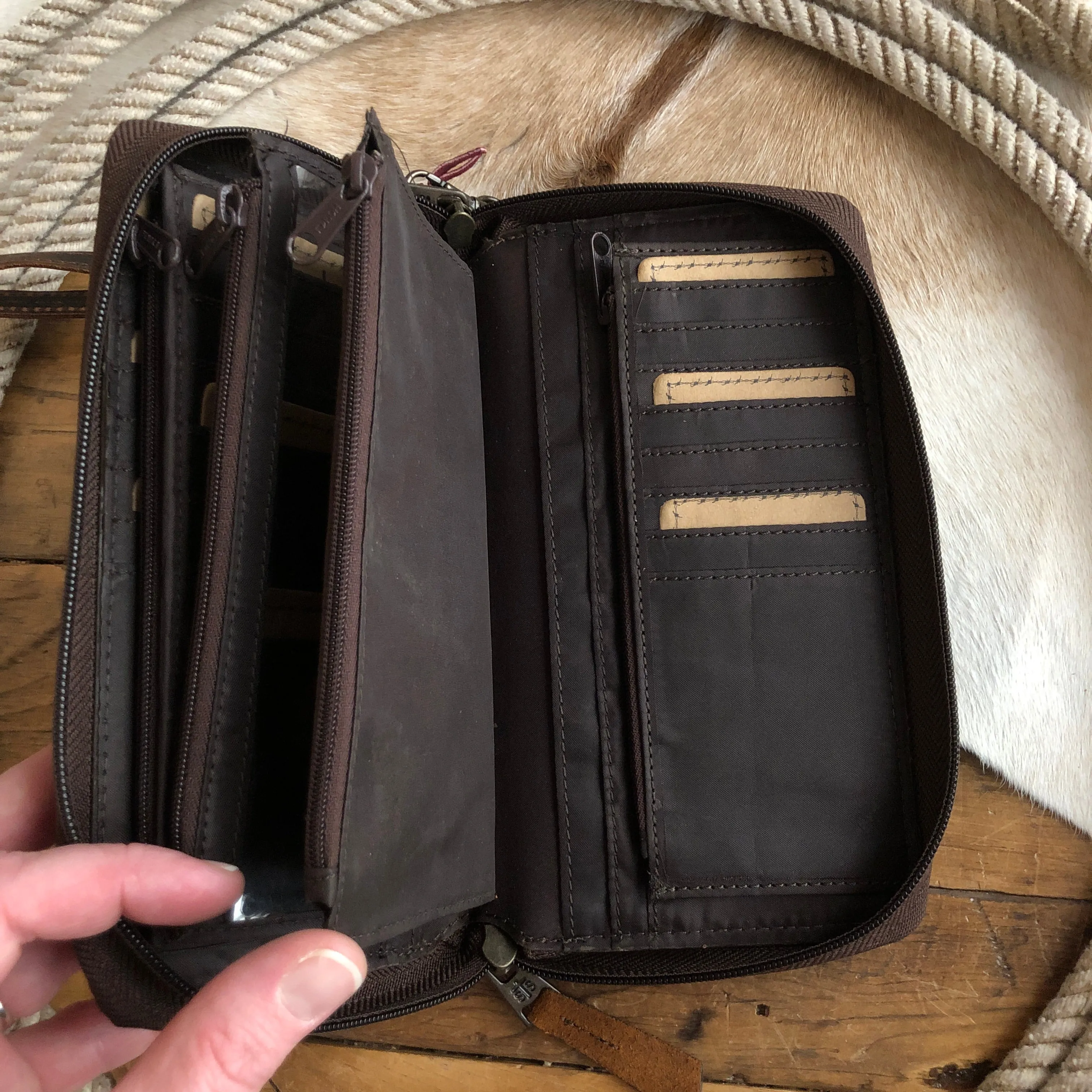 Nocona Organizer Wallet