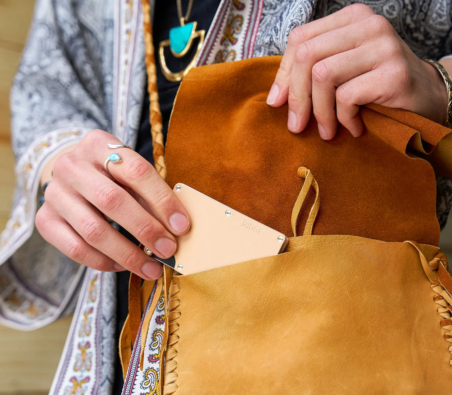 Ridge Wallet - Natural Leather